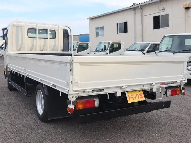 日野 デュトロ 2RG-XZU710M(2WD)の写真7