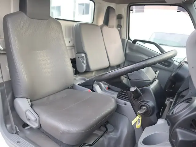 日野 デュトロ 2RG-XZU710M(2WD)の写真31