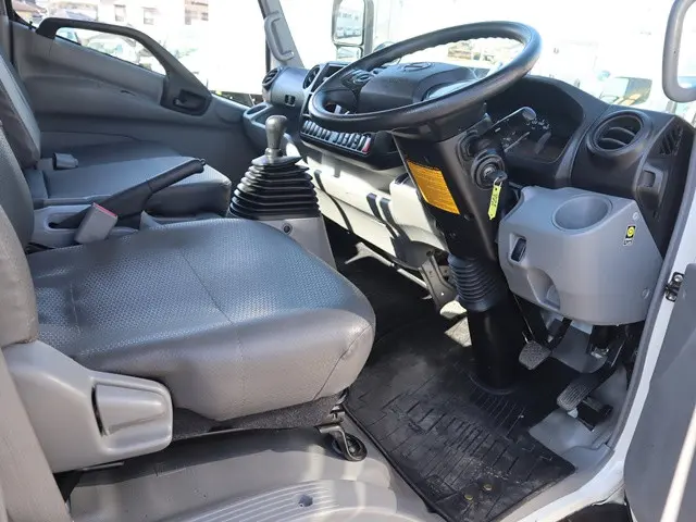 日野 デュトロ 2RG-XZU710M(2WD)の写真28