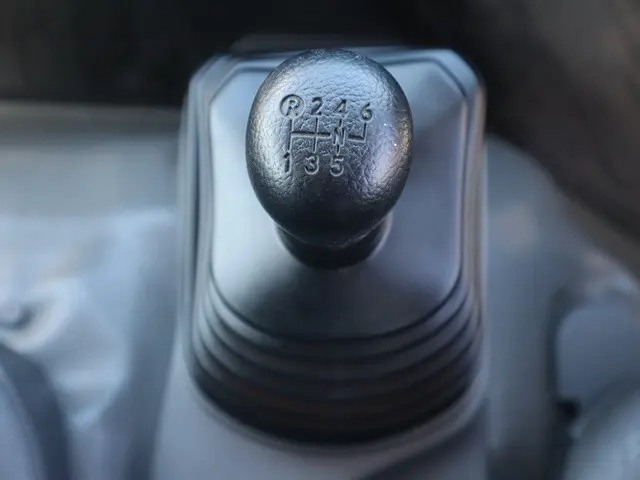 日野 デュトロ 2RG-XZU710M(2WD)の写真33