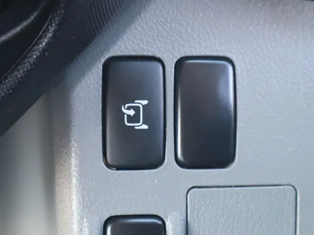 日野 デュトロ 2RG-XZU710M(2WD)の写真35