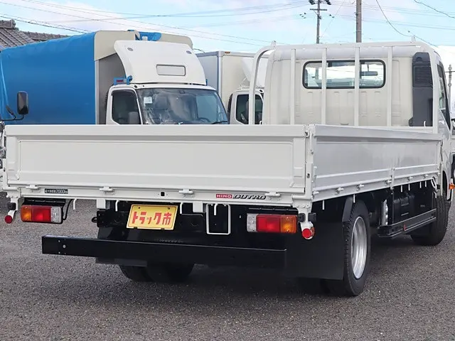 日野 デュトロ 2RG-XZU710M(2WD)の写真5