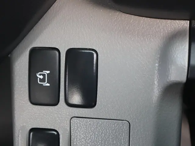 日野 デュトロ 2RG-XZU710M(2WD)の写真35