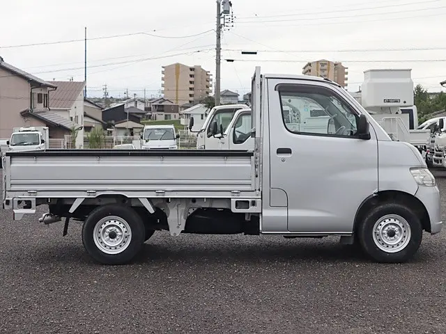 トヨタ タウンエーストラック DBF-S402U(2WD)の写真8