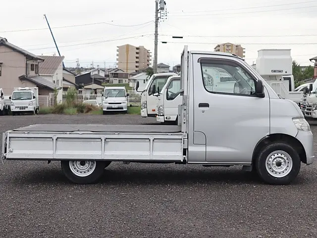 トヨタ タウンエーストラック DBF-S402U(2WD)の写真10