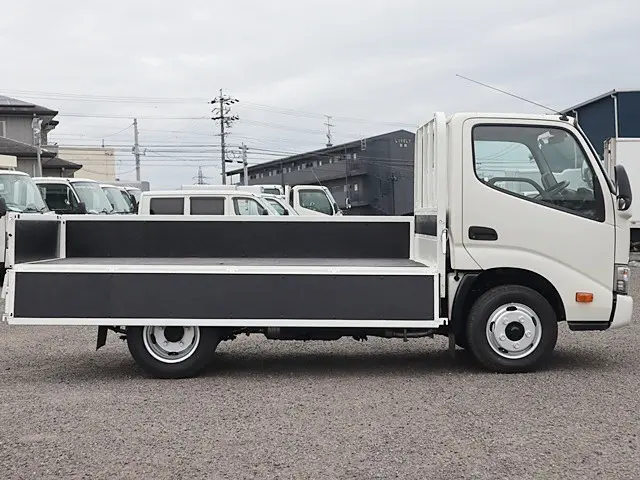 トヨタ ダイナ TKG-XZC605(2WD)の写真10