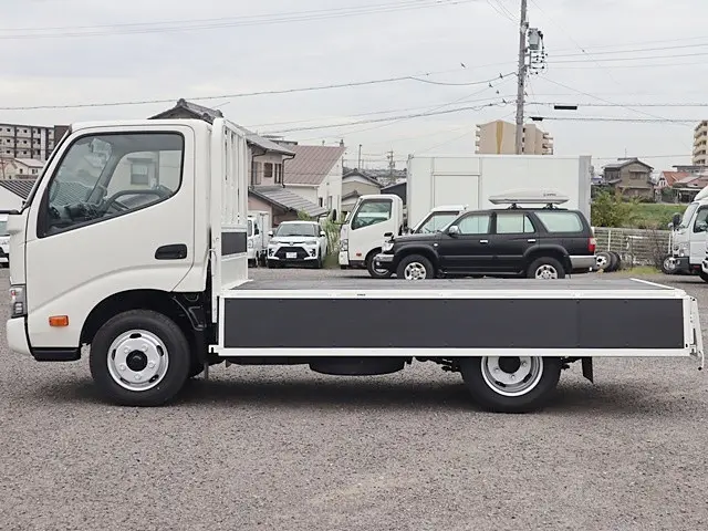 トヨタ ダイナ TKG-XZC605(2WD)の写真13