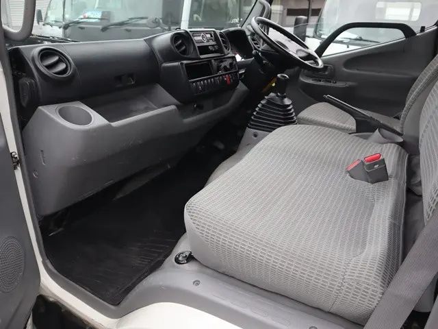 トヨタ ダイナ TKG-XZC605(2WD)の写真32