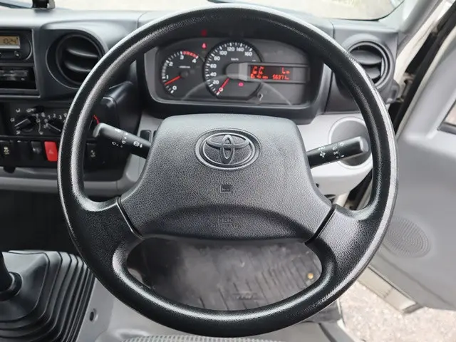トヨタ ダイナ TKG-XZC605(2WD)の写真34