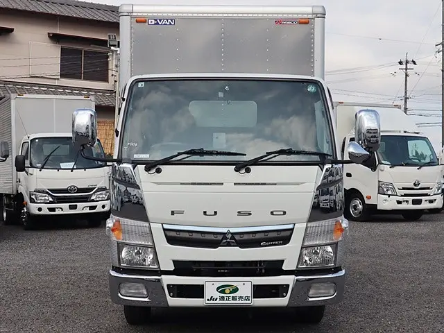 三菱 キャンター TPG-FBA20(2WD)の写真3