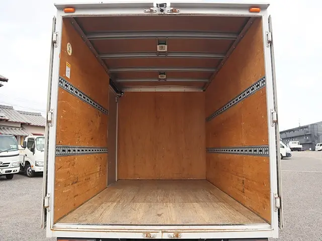 三菱 キャンター TPG-FBA20(2WD)の写真12