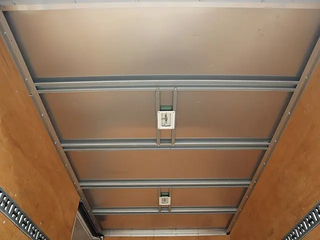 三菱 キャンター TPG-FBA20(2WD)の写真14