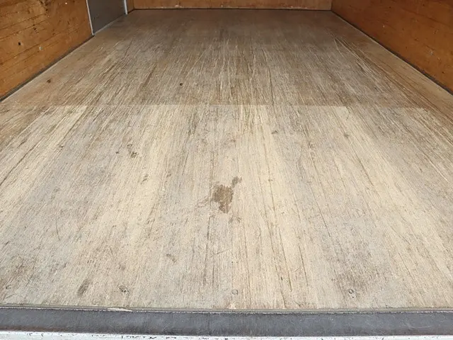 三菱 キャンター TPG-FBA20(2WD)の写真15