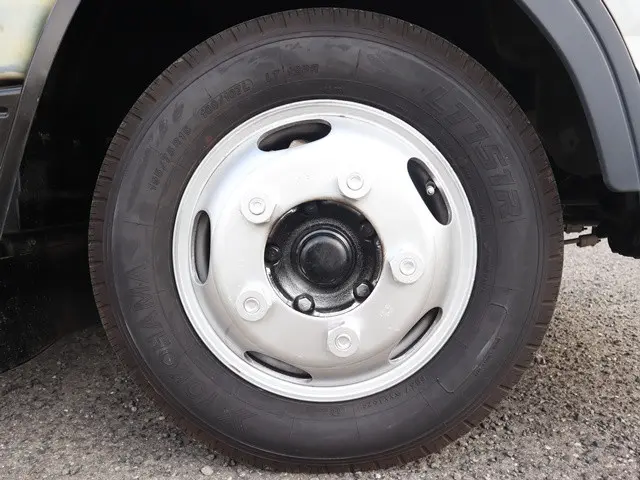 三菱 キャンター TPG-FBA20(2WD)の写真24