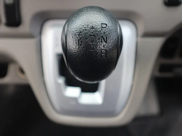 三菱 キャンター TPG-FBA20(2WD)の写真37