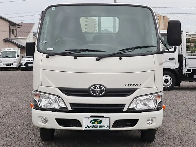 トヨタ ダイナ QDF-KDY221(2WD)の写真3