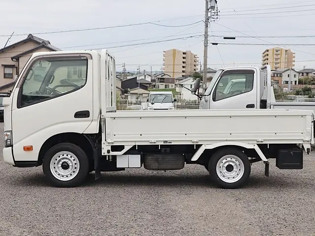 トヨタ ダイナ QDF-KDY221(2WD)の写真9