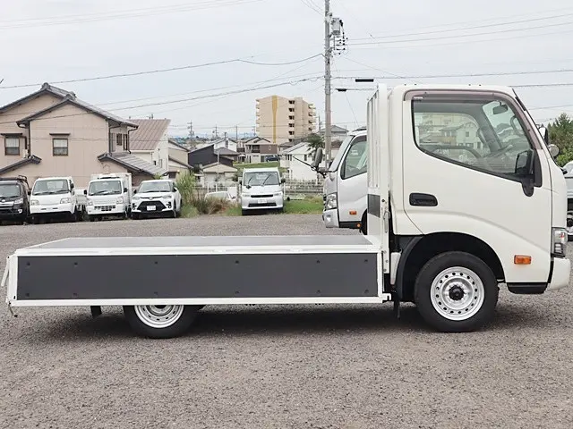 トヨタ ダイナ QDF-KDY221(2WD)の写真10