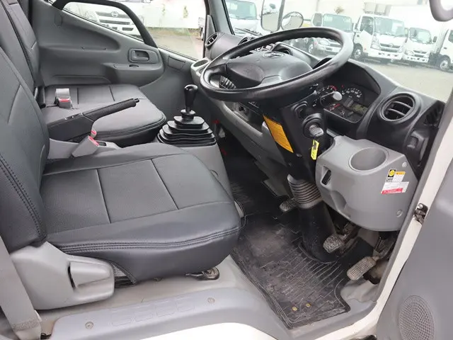 トヨタ ダイナ QDF-KDY221(2WD)の写真30