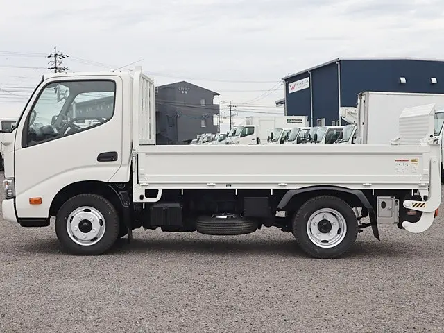 トヨタ トヨエース TPG-XZU605(2WD)の写真9