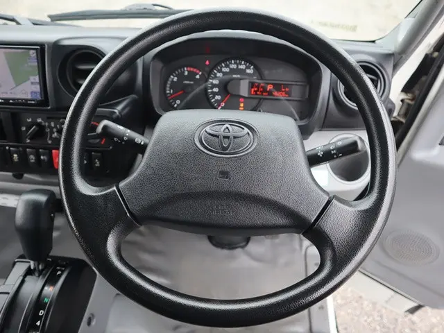 トヨタ トヨエース TPG-XZU605(2WD)の写真38