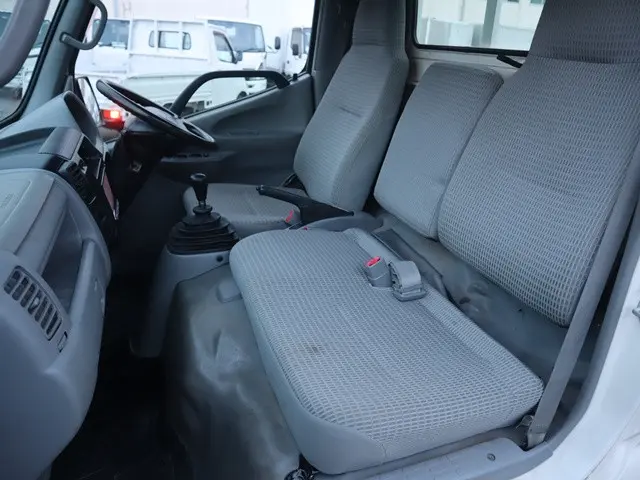 トヨタ トヨエース ABF-TRY220(2WD)の写真32