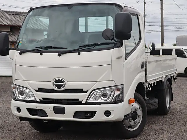日野 デュトロ 2RG-XZU605M(2WD)の写真1