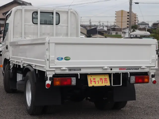 日野 デュトロ 2RG-XZU605M(2WD)の写真7
