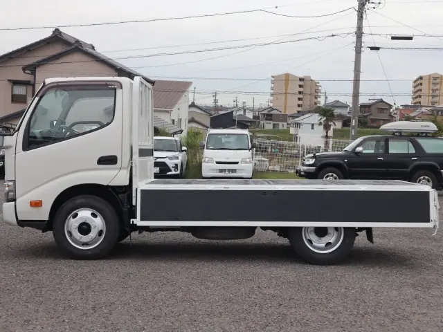日野 デュトロ 2RG-XZU605M(2WD)の写真13