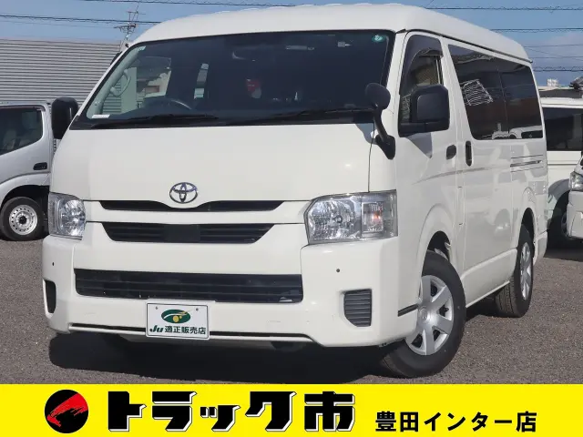トヨタ ハイエース 3BA-TRH214W(2WD)の写真1