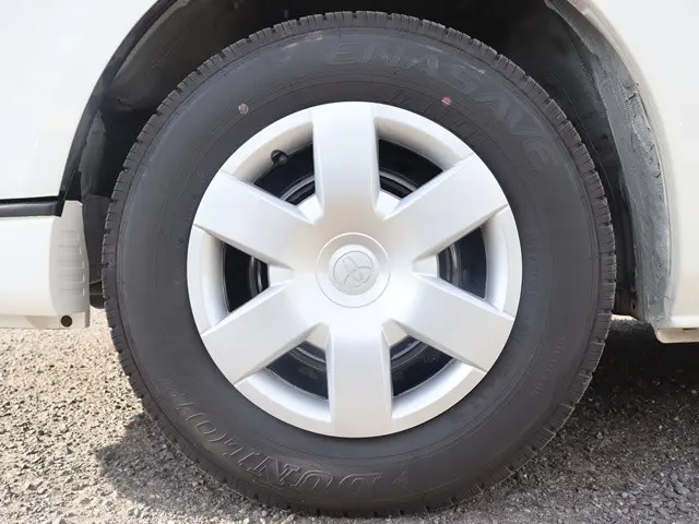 トヨタ ハイエース 3BA-TRH214W(2WD)の写真26