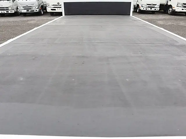 三菱 キャンター TPG-FEB50(2WD)の写真11