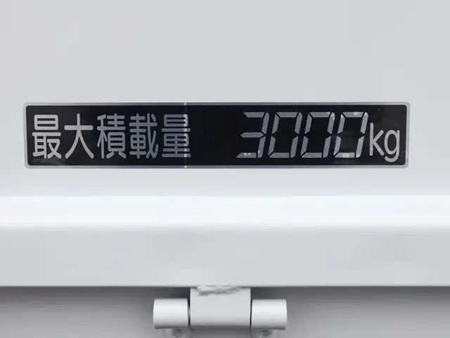 三菱 キャンター TPG-FEB50(2WD)の写真17