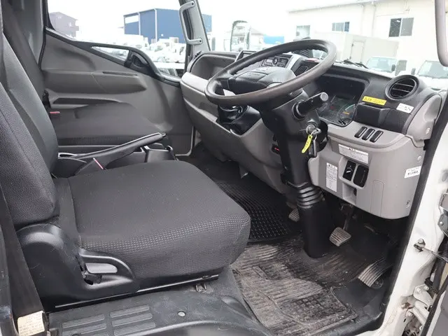 三菱 キャンター TPG-FEB50(2WD)の写真29