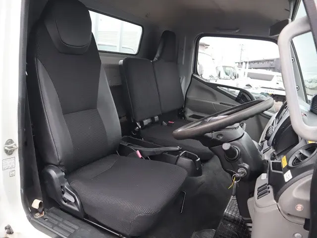 三菱 キャンター TPG-FEB50(2WD)の写真30