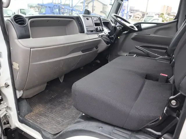 三菱 キャンター TPG-FEB50(2WD)の写真31