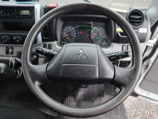 三菱 キャンター TPG-FEB50(2WD)の写真33