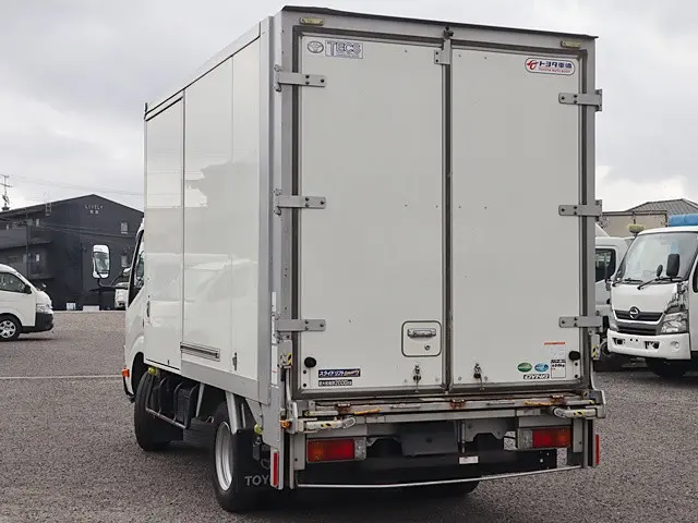 トヨタ ダイナ 2RG-XZU605(2WD)の写真3