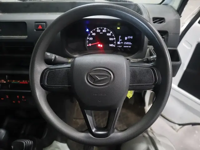 ダイハツ ハイゼットトラック 3BD-S510P(4WD)の写真4