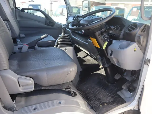 日野 デュトロ 2RG-XZU710M(2WD)の写真29