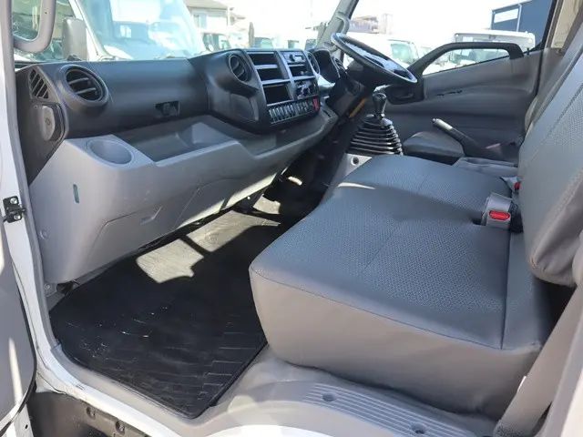 日野 デュトロ 2RG-XZU710M(2WD)の写真31