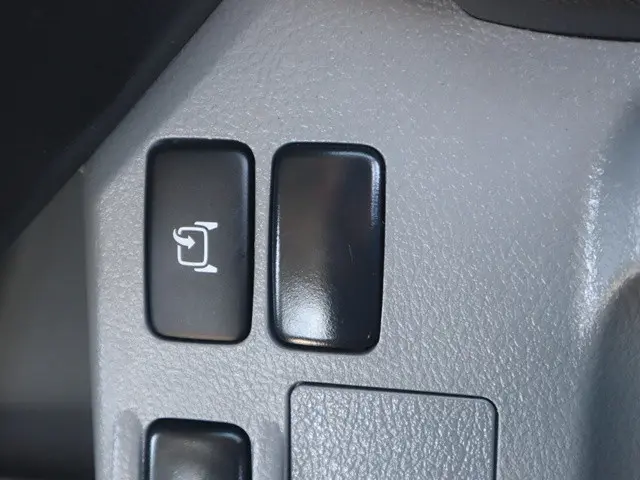 日野 デュトロ 2RG-XZU710M(2WD)の写真36