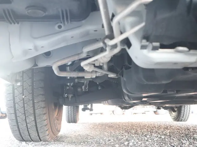 トヨタ ハイエース 3BA-TRH214W(2WD)の写真24