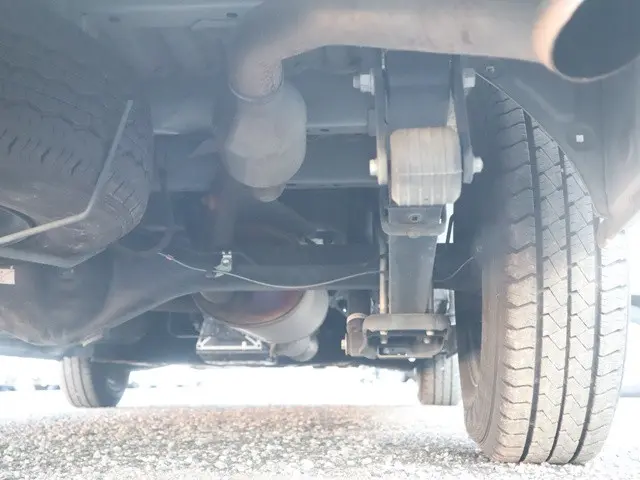 トヨタ ハイエース 3BA-TRH214W(2WD)の写真29