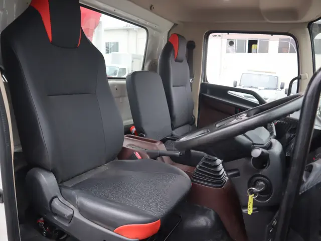 日野 レンジャー 2KG-FC2ABA(2WD)の写真37