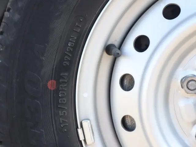 トヨタ タウンエーストラック 5BF-S403U(2WD)の写真22