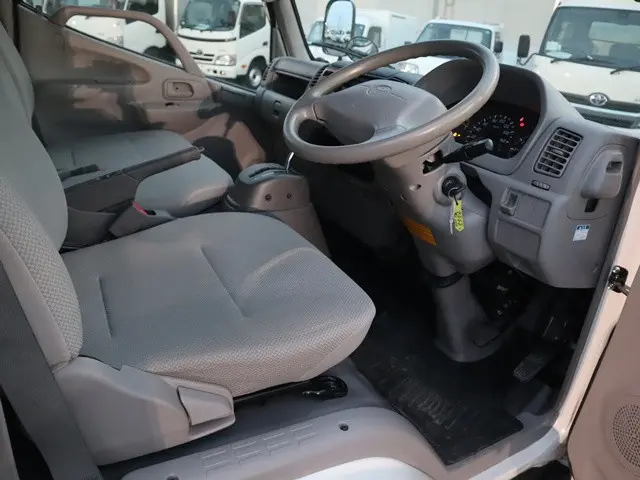 トヨタ ダイナ LDF-KDY221(2WD)の写真30