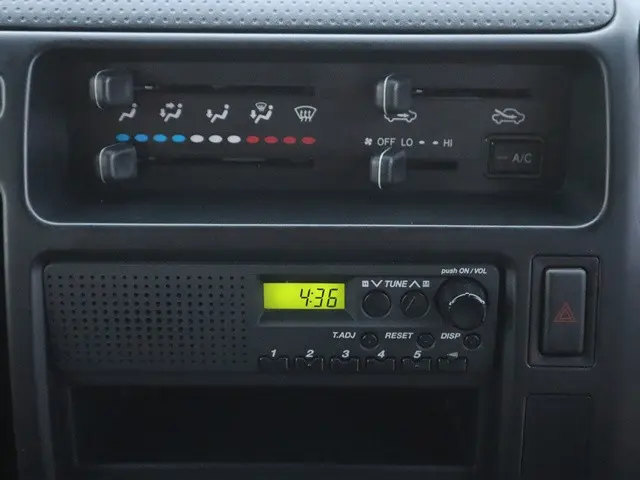 トヨタ ダイナ LDF-KDY221(2WD)の写真36