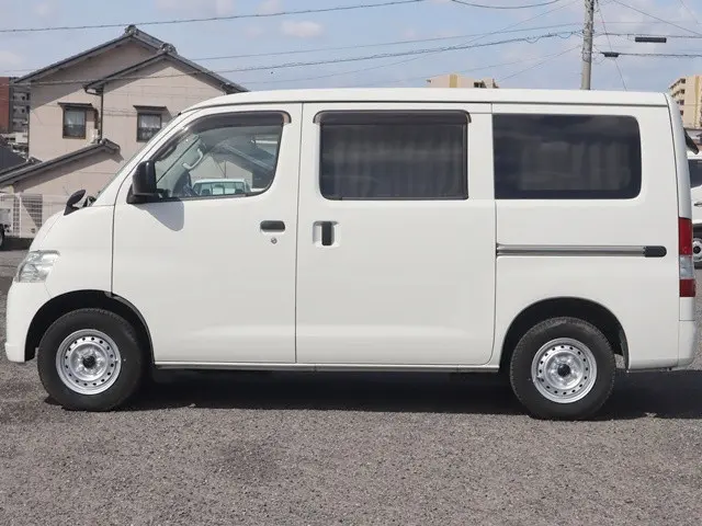 トヨタ タウンエースバン DBF-S402M(2WD)の写真9