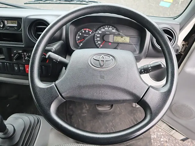 トヨタ トヨエース QDF-KDY221(2WD)の写真4
